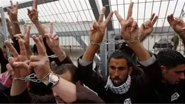 نادي الأسير: الاحتلال اعتقلت 20 فلسطينيا بالضفة الغربية